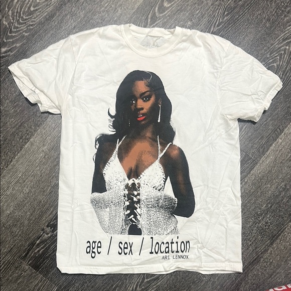 White Graphic Ari Lennox T-Shirt with Portrait Design - Picture 1 of 4